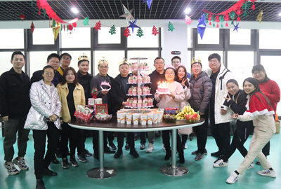 缤纷平安夜，欢乐圣诞节 | 宝开举办第四季度员工集体生日会