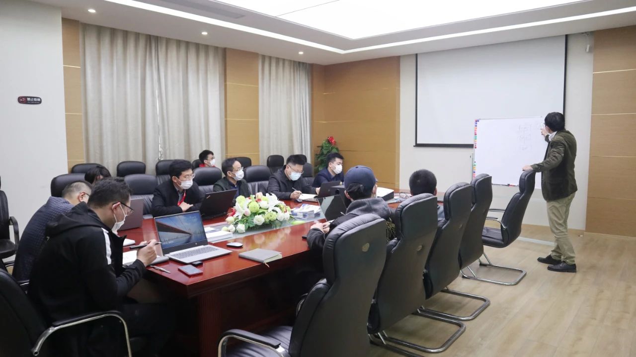 新品上线 ｜ 汤姆迅开展「灯带式播种墙」专题培训