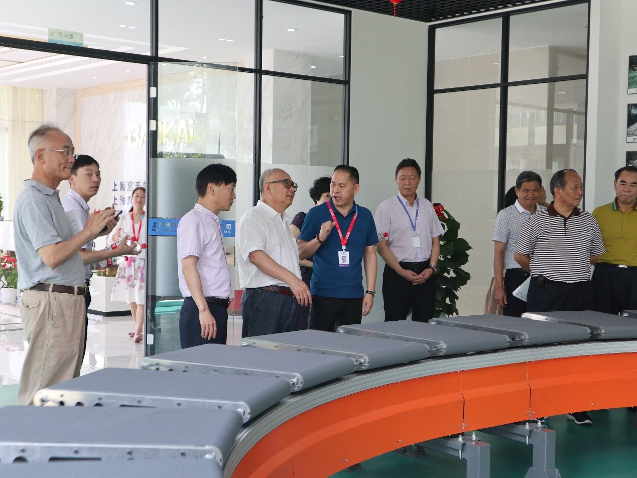 新闻 | 无锡市原政协领导、吴泾镇党委领导一行莅临宝开参观考察