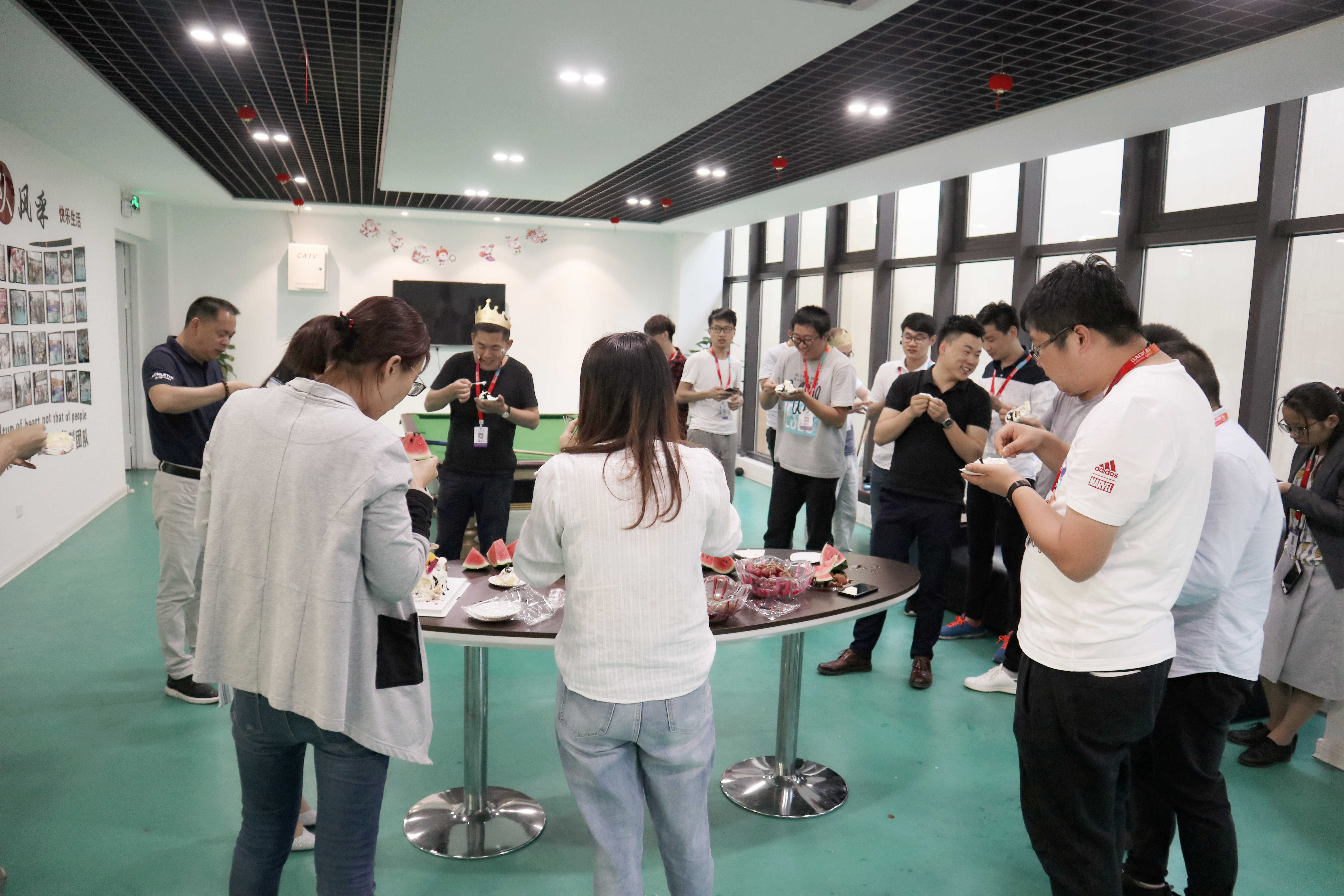 员工集体生日会 | 缤纷五月，把美好的祝福送给你